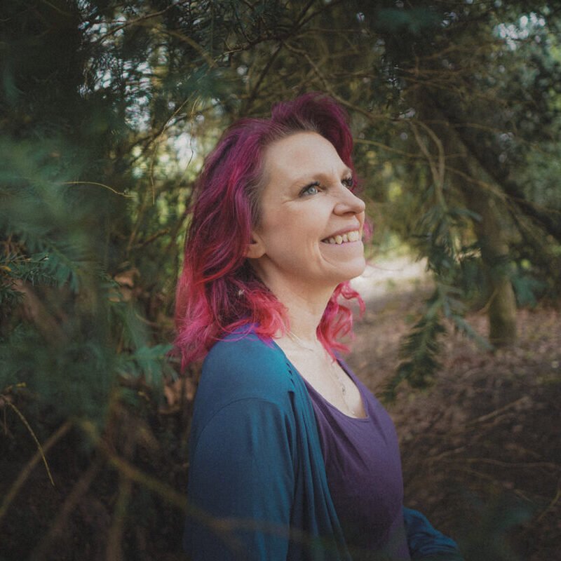 Amelie-Summer-Sensual-Reawakening-for-earth-conscious-women-02